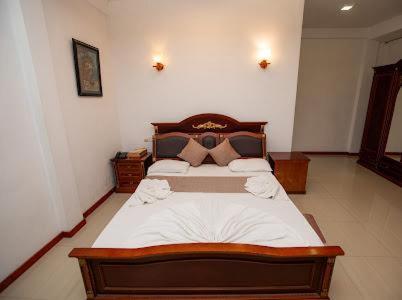 Delma Mount View Hotel Kandy Esterno foto